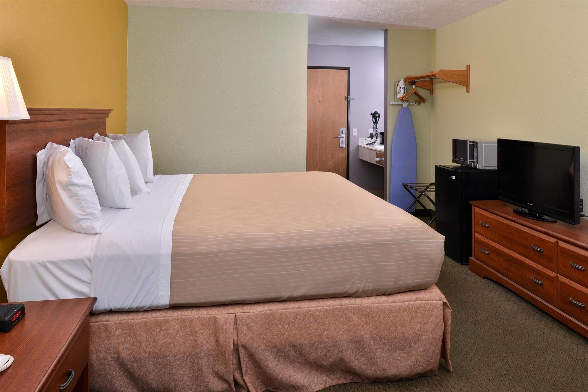 Americas Best Value Inn - Seymour Extérieur photo