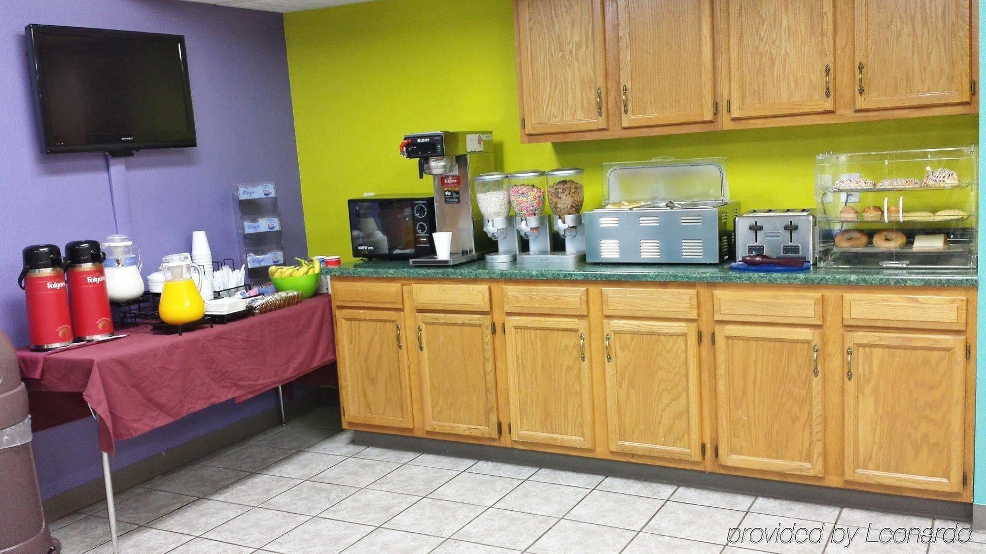 Americas Best Value Inn - Seymour Extérieur photo
